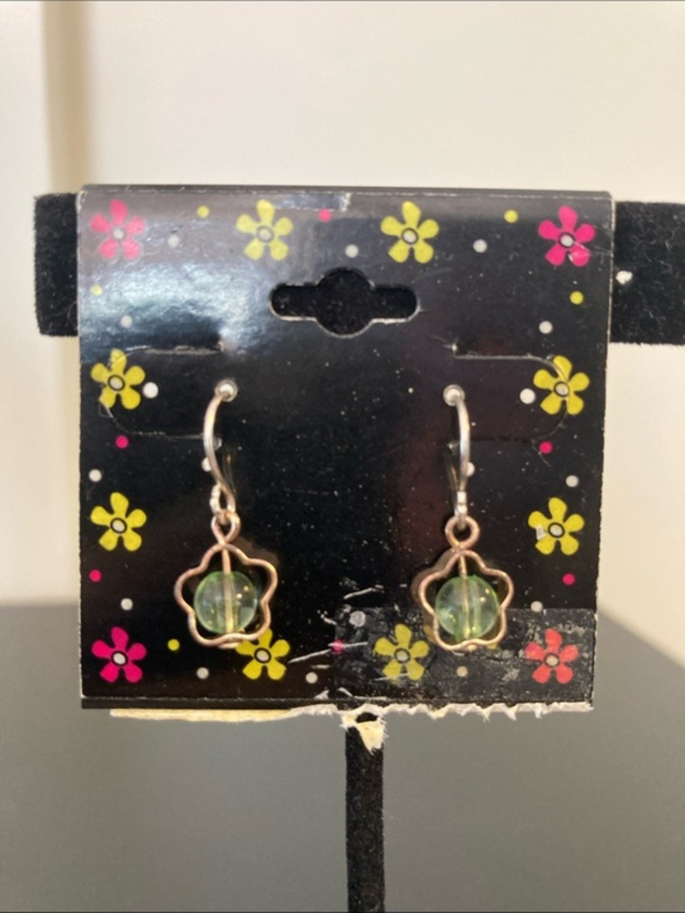 Delicate Green Glass Flower Drop Earrings - Unbranded